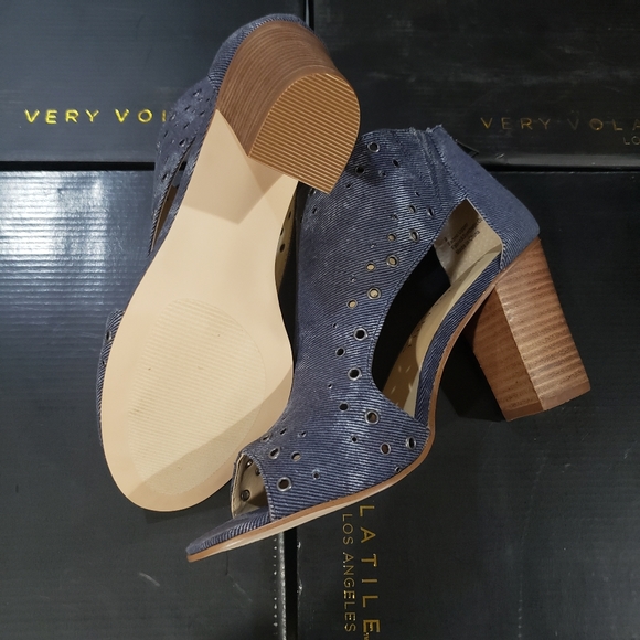 Very Volatile Tevy Denim Rare Brand New in Box - Picture 5 of 6